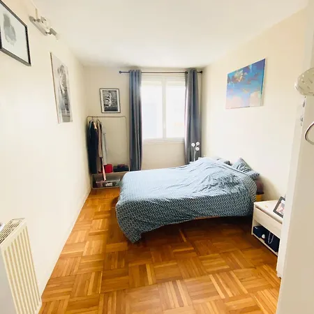 Apartment Saint Germain Des Pre, Paris